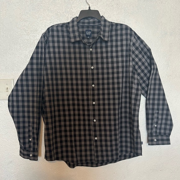 GAP Men's Dark Gray Plaid Button Down Shirt Long Sleeve Size XXL - Picture 1 of 9
